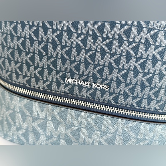 Michael Kors Rhea Medium Backpack MK Glitter Blue/White - Picture 8 of 12